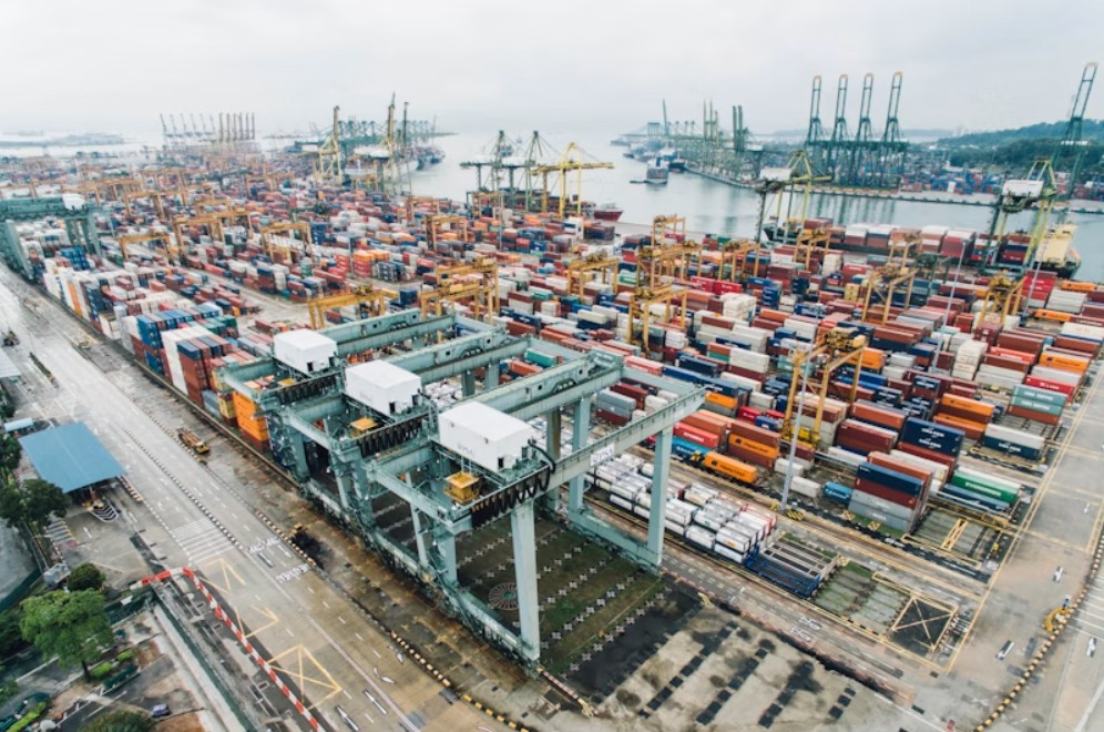 Container ship freight transport